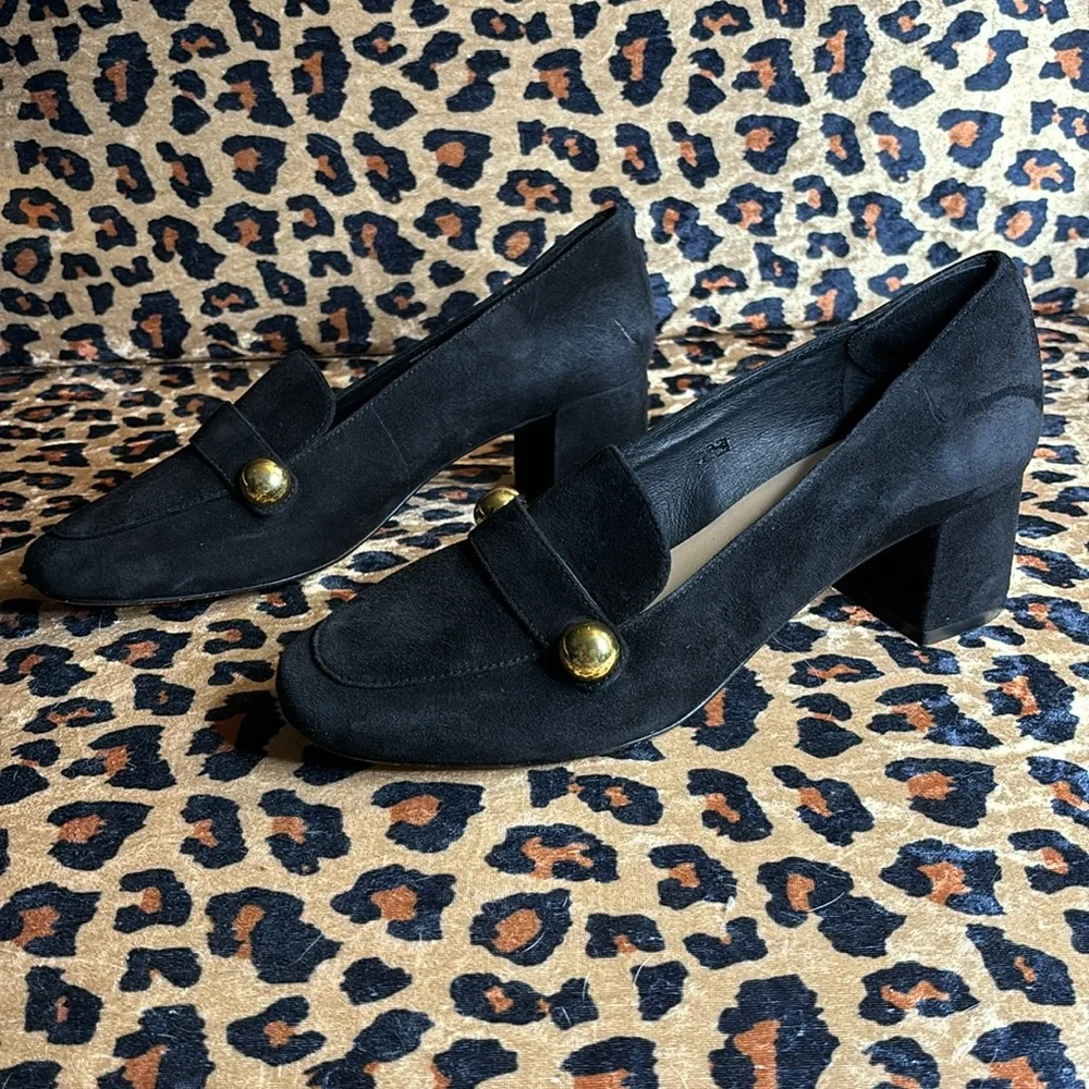 Kate Spade Helena suede heels with gold accent. Size 8 - Picture 2 of 7